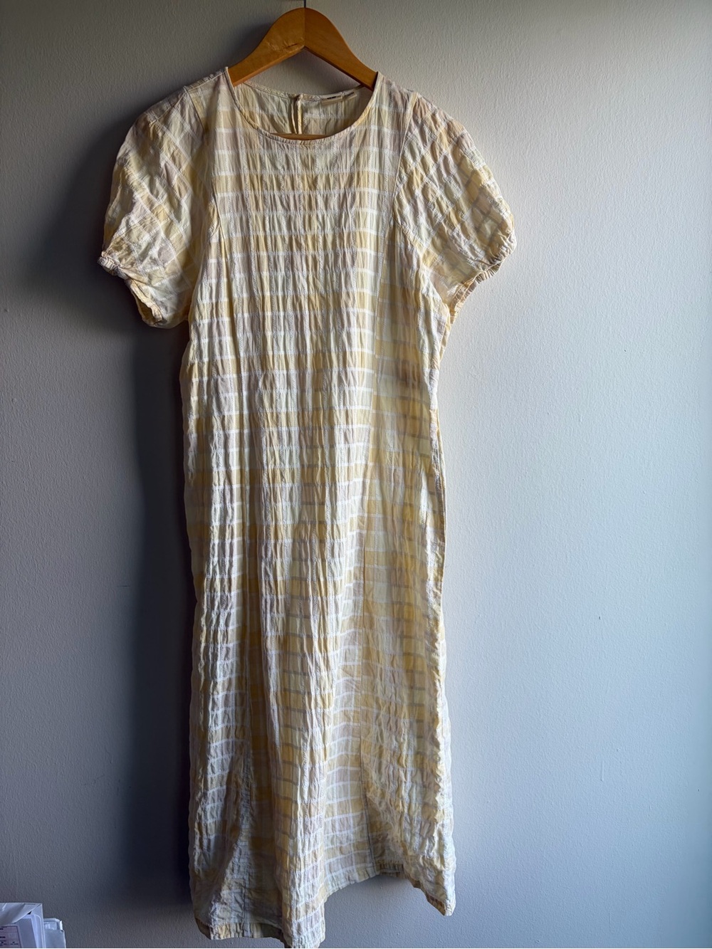Uniqlo Butter Yellow and White Textured Midi Dress - Picture 1 of 6